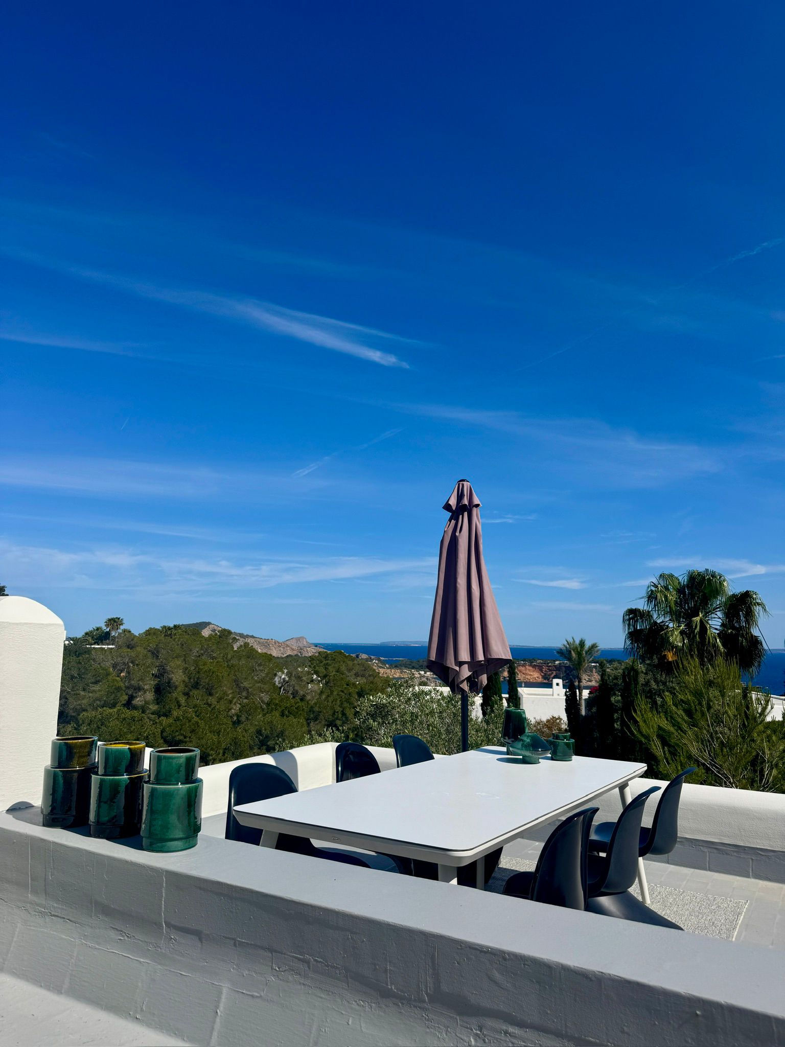 Rooftop-Dining mit Meerblick